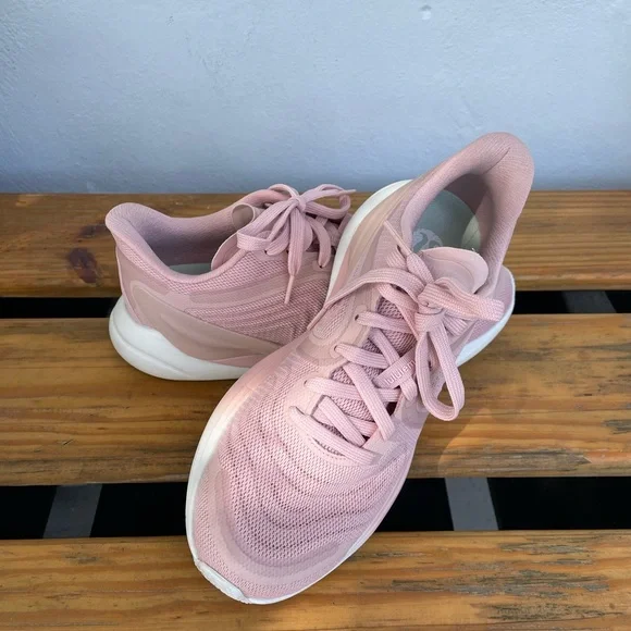 Lululemon Women's Blissfeel 2 Athletic Running Sneakers - Picture 4 of 4